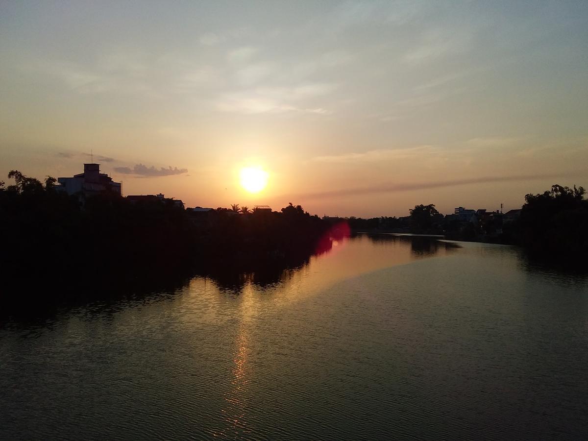 Nam Phuong Riverside Villa Hue Exterior photo